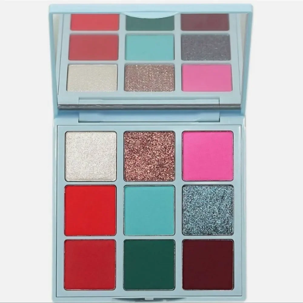 Kara‎ Beauty Laid Back Eyeshadow Palette